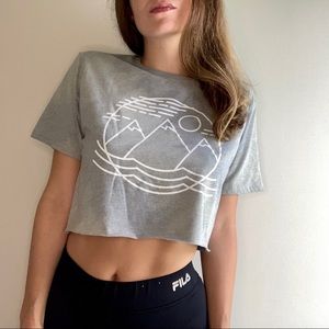 ❗️SOLD❗️Mountains Crop Top🏔